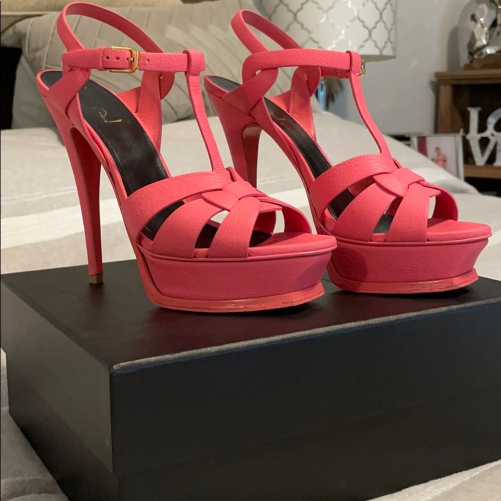 ⚠️SALE⚠️ YSL Tributes - Coral Pink - Sz 40